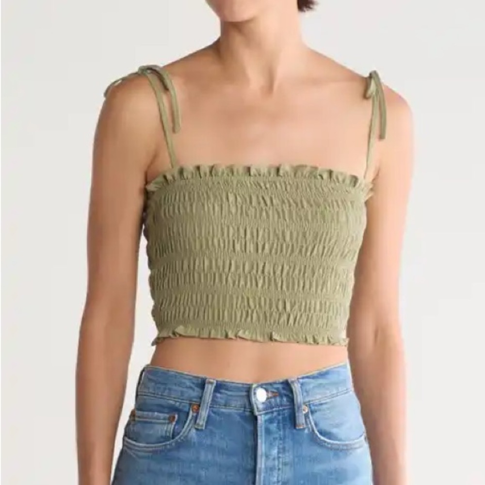 Scrunch Crop Top